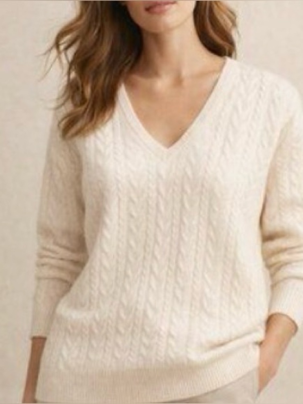 J. Crew Vintage Merino Wool Blend Cream Cable-Knit V-Neck Classic Sweater Sz M